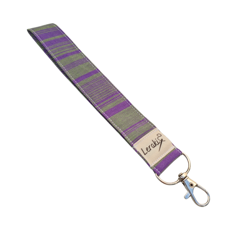 Llavero Clea en cuadros vichy – Complemento a juego hecho a mano | Leraki